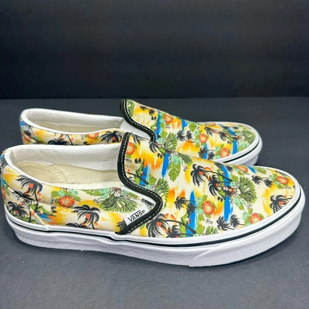 VANS Tropical Print Kids Slip-On Shoes size 7.5 pre owned Exellent condition.
